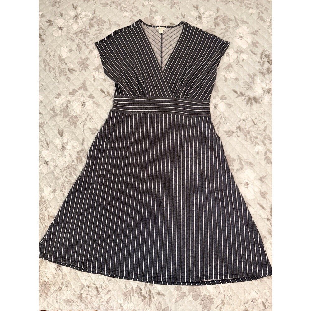 Cato Navy Pinstripe Faux Wrap Dress Large Cap Sleeve Stretch Knit Fit Flare